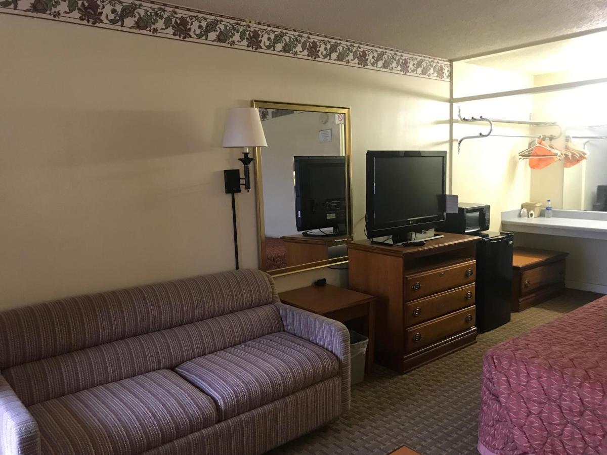 Tyler Inn & Suites Luaran gambar