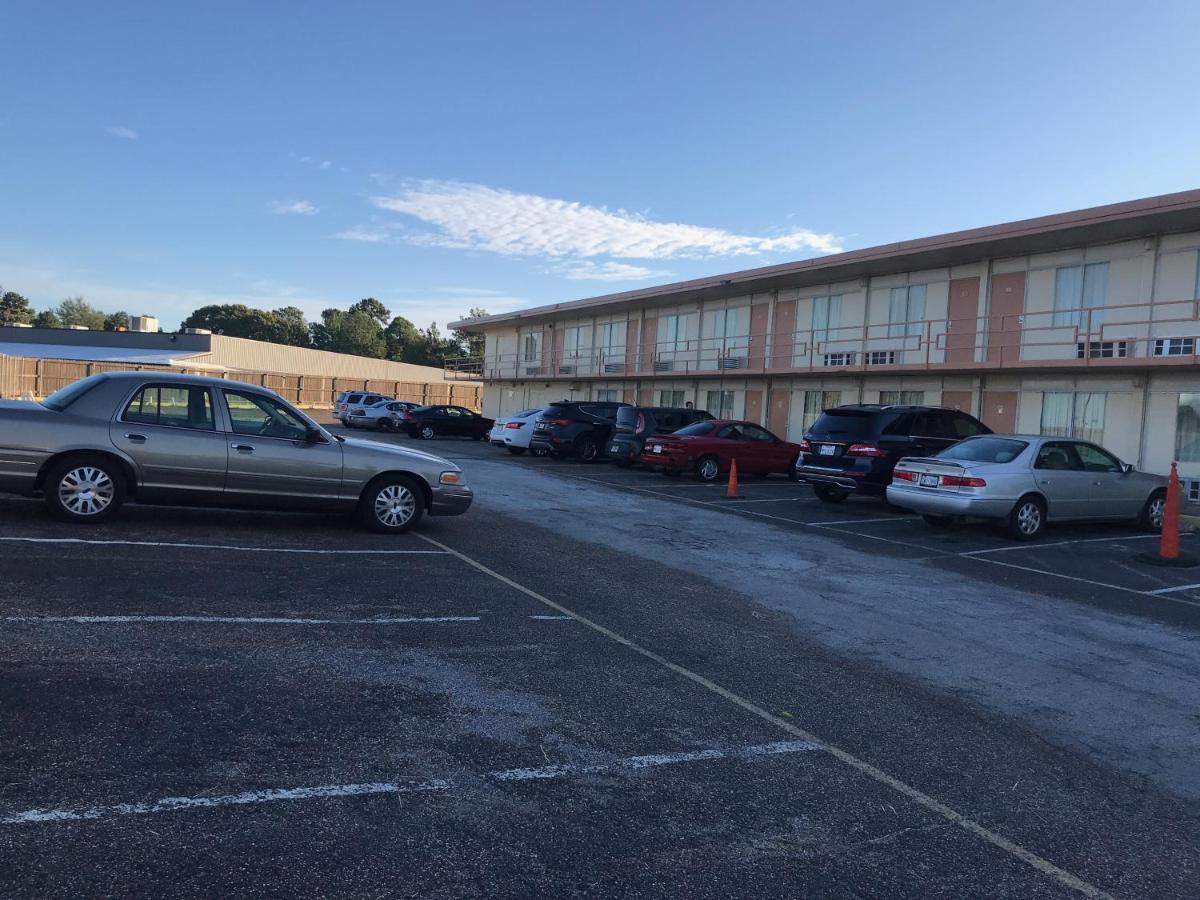 Tyler Inn & Suites Luaran gambar