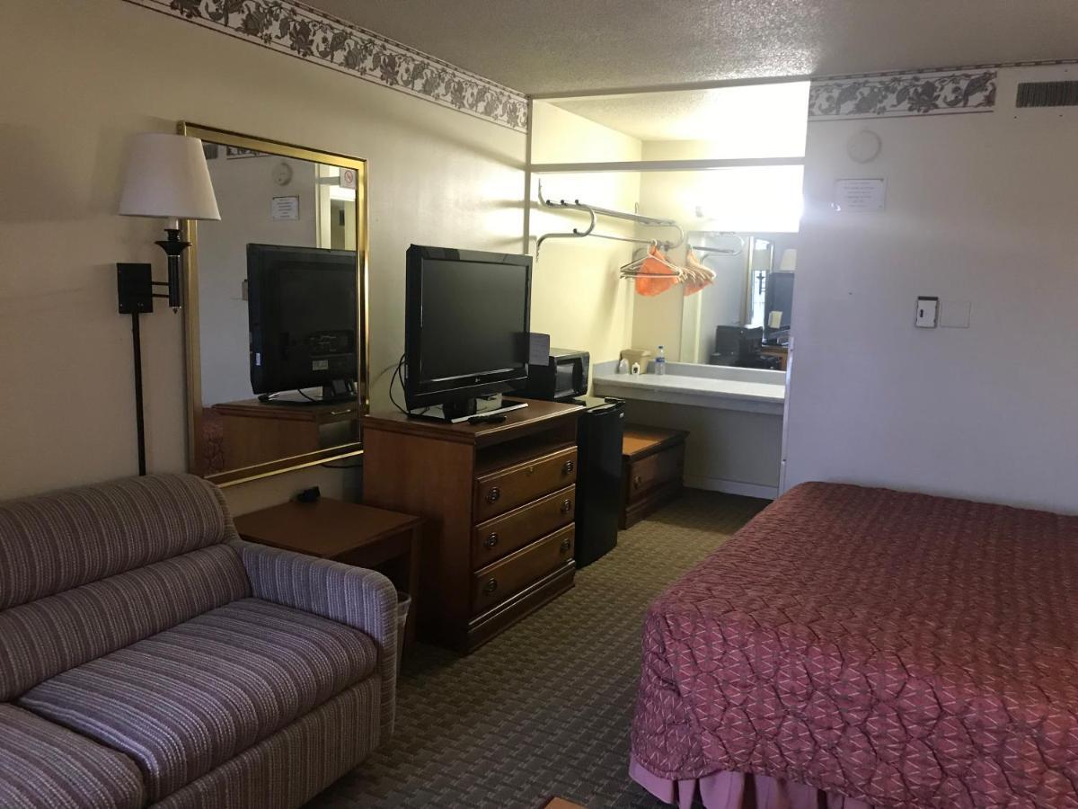 Tyler Inn & Suites Luaran gambar